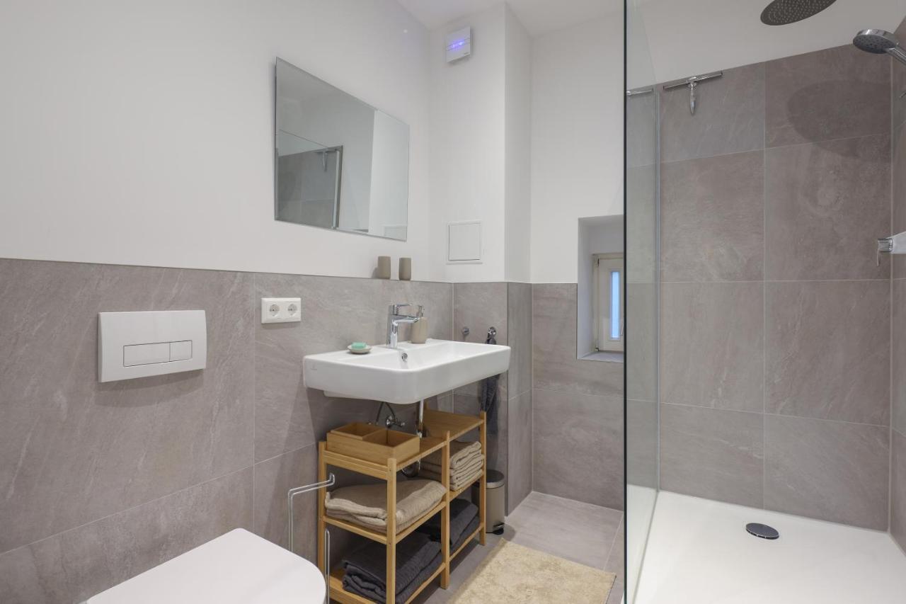 Neue 2-Zi-Apartment 15 Min Entfernung Zum Hbf Und Brandenburger Tor Berlim Exterior foto